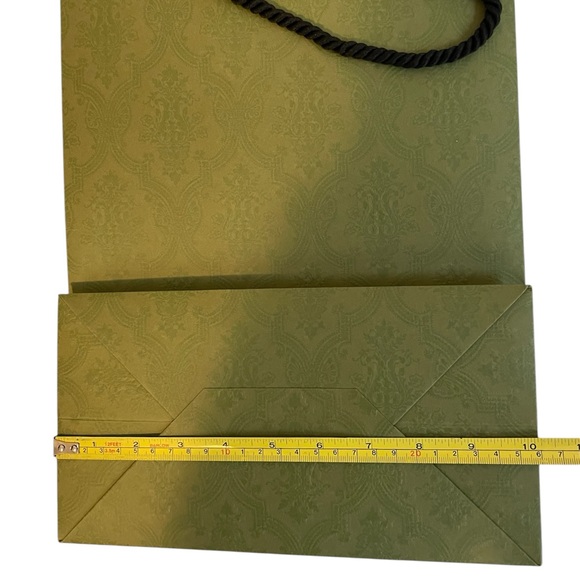 Authentic GUCCI Limited Edition Green Brocade gift Shopping Bag 13.5" X 10"x5.5” - Picture 15 of 16